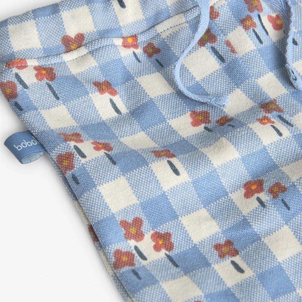 Completo maglia e pantalone floreale