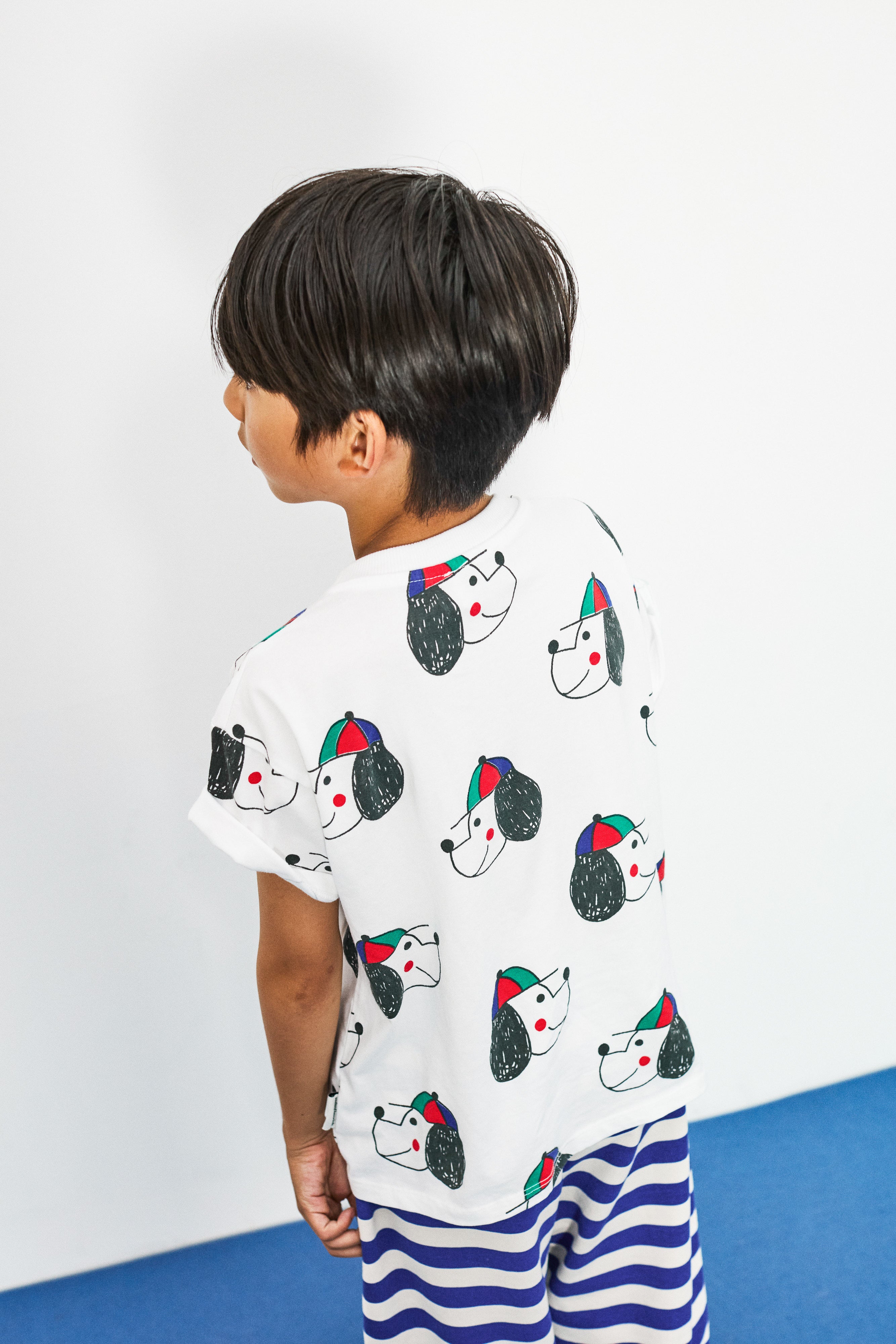 T-shirt mezza manica ‘happy dog’ all over