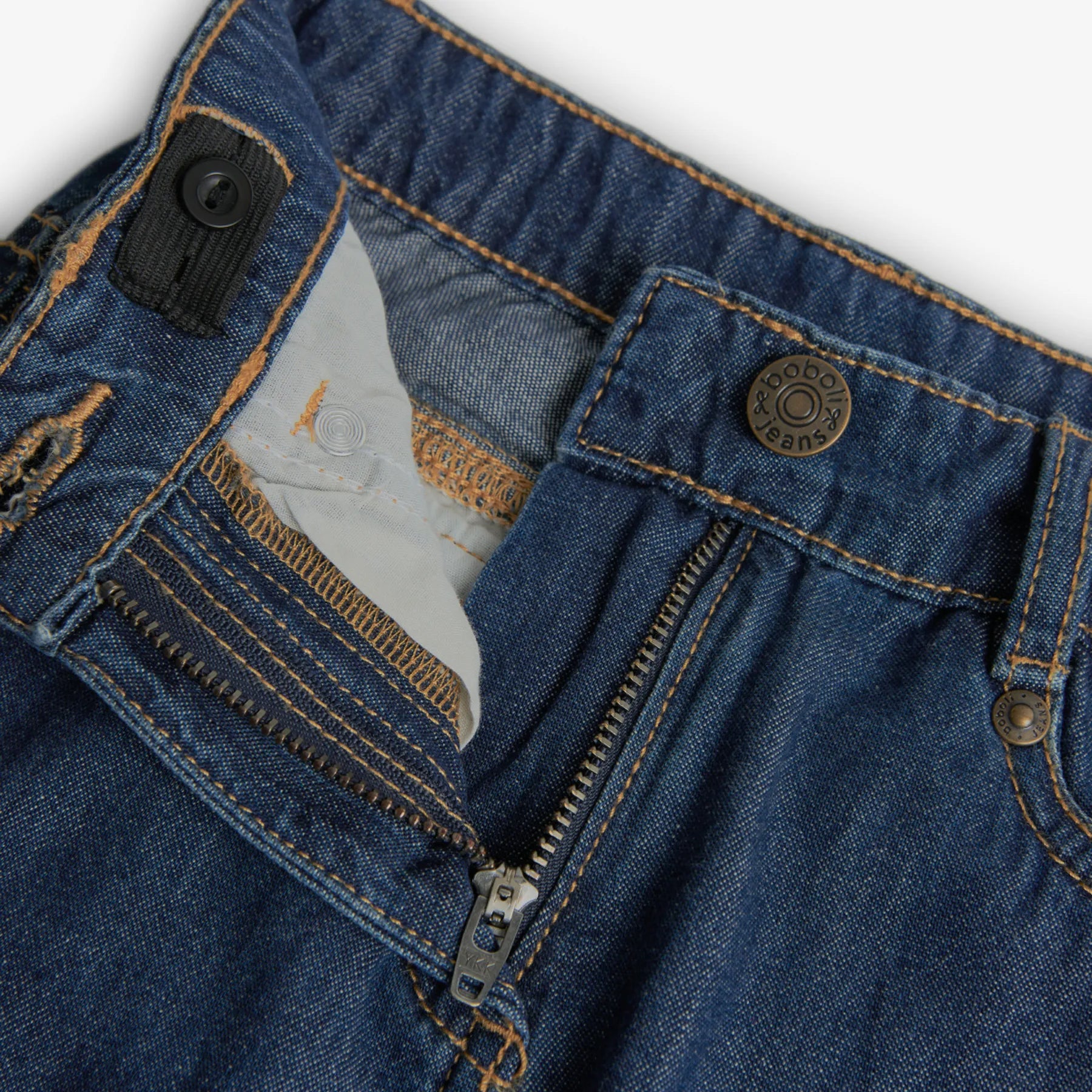 Pantaloni jeans con tasconi gamba dritta