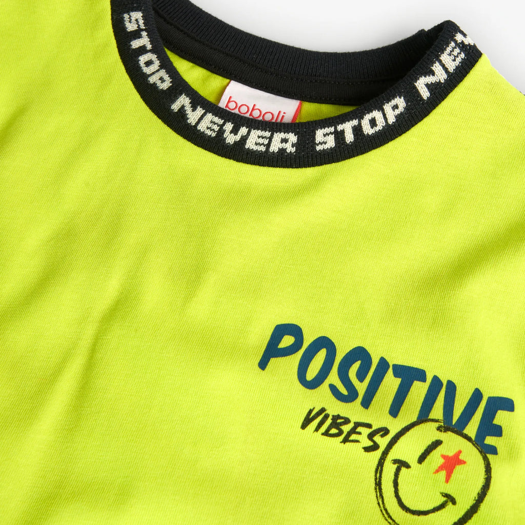 T-shirt manica lunga ragazzo verde fluì colletto nero