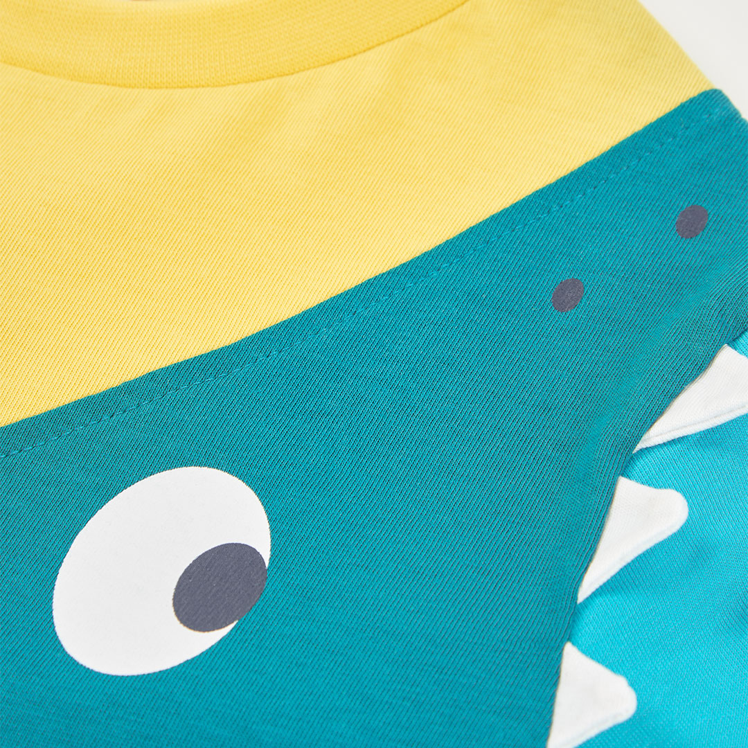 T-shirt mezza manica coda 3D