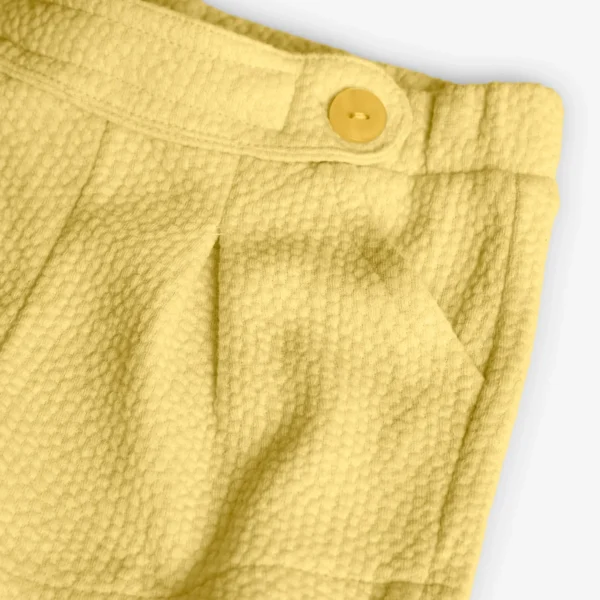 Shorts giallo con bottoni - immagine 3